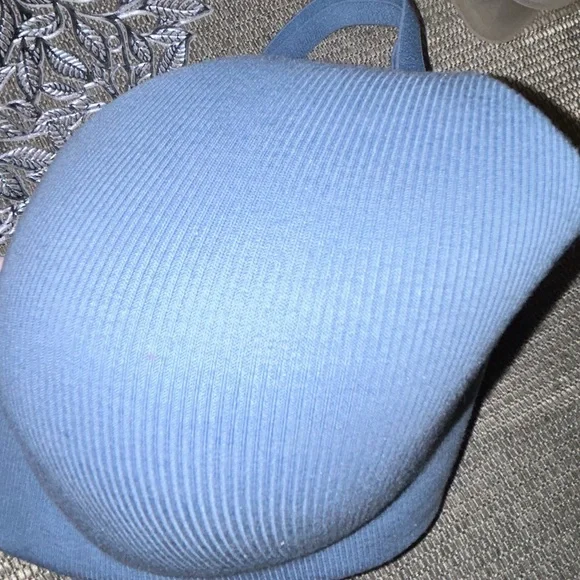 Victoria's Secret Padded Seamless Bra - Dusty Blue - Picture 3 of 8